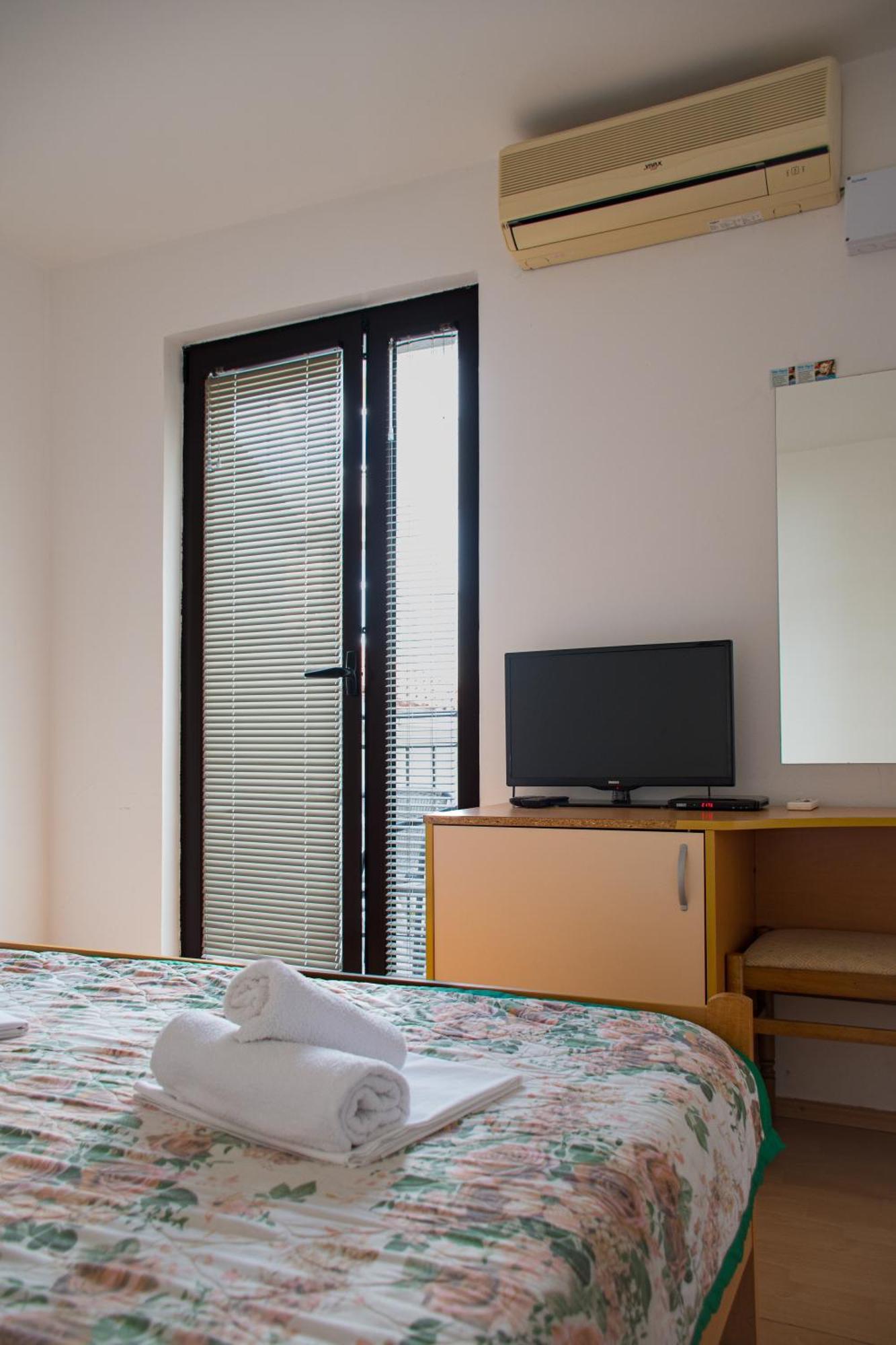 Villa Vojnic Budva Kültér fotó